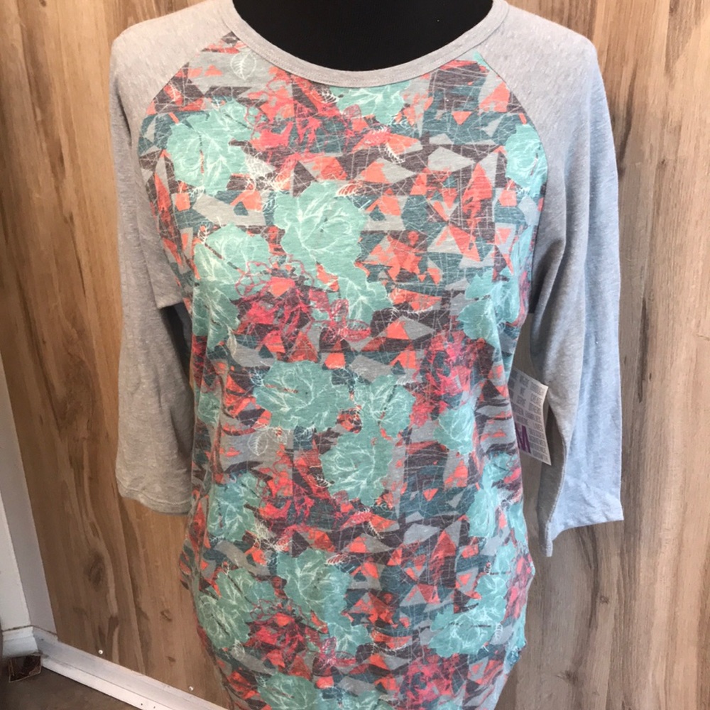LuLaRoe Randy 3/4 Length Sleeve Top